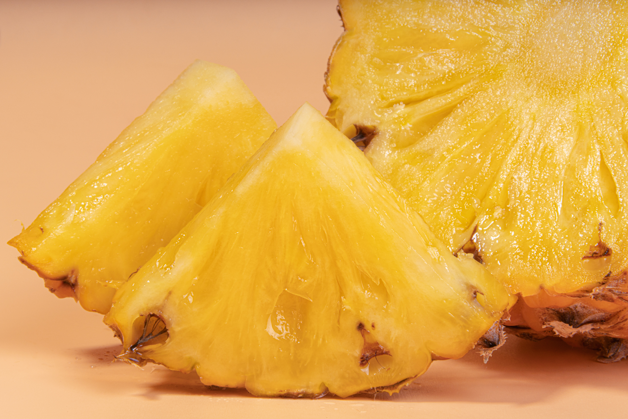 Properties and Therapeutic Application of Bromelain visualized